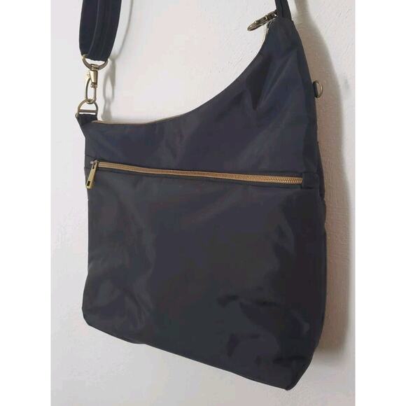 Travelon Anti-theft Signature Crossbody Nylon Black Bag Purse With 4 Compartment - Picture 3 of 16